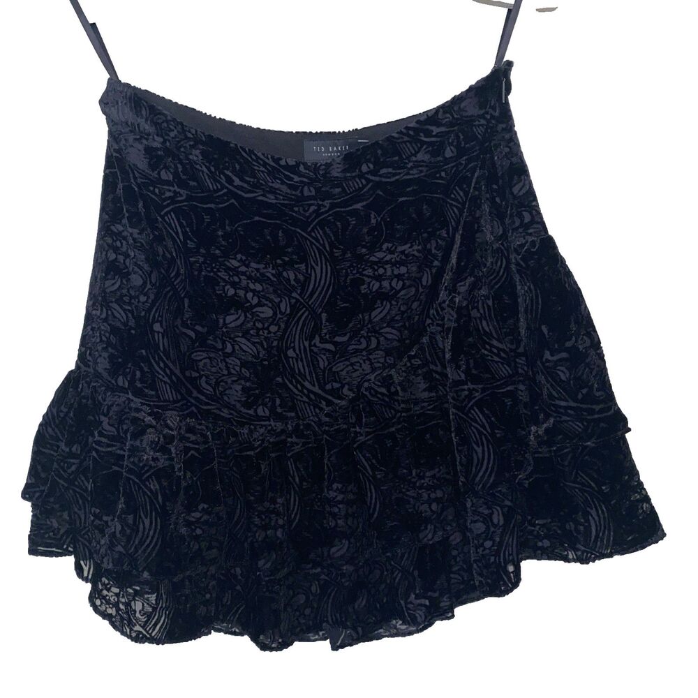 NWT Ted Baker Marinah Mini Skirt 3 (US 8) Black Velvet Ruffle Dropped Waist